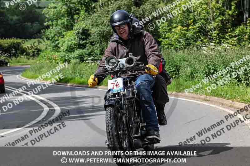 Vintage motorcycle club;eventdigitalimages;no limits trackdays;peter wileman photography;vintage motocycles;vmcc banbury run photographs